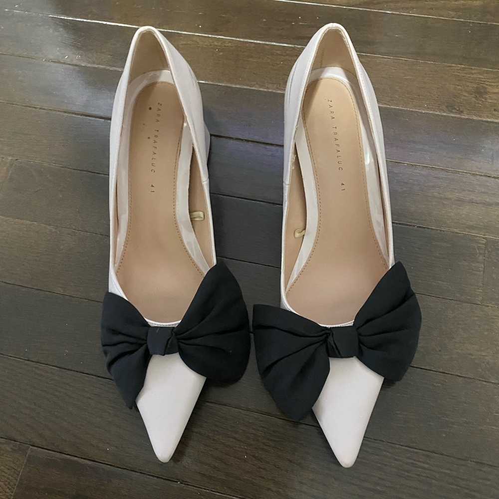 Zara Cream Pointed Toe Flats with Black Bow